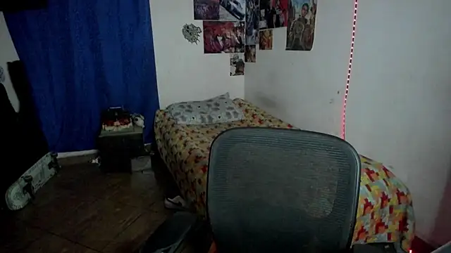 Snapshot of golden_ryyan chatting on June 2026 01:04:02 PM golden ryyan online show from June 2026 01:04:02 PM