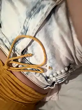 Snapshot of MaluLemos chatting on September 2025 06:19:02 PM MaluLemos online show from September 2025 06:19:02 PM