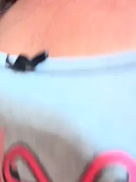 Snapshot of MaluLemos chatting on October 2025 11:31:01 AM MaluLemos online show from October 2025 11:31:01 AM