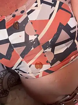 Snapshot of MaluLemos chatting on November 2025 07:27:02 PM MaluLemos online show from November 2025 07:27:02 PM