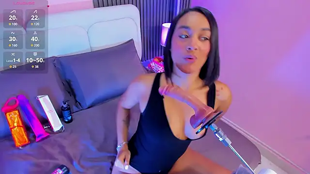 Clawdeen  wolf online show from February 2026 07:17:02 PM