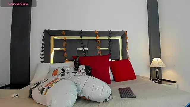 ScarlettVell online show from October 2025 07:21:02 PM