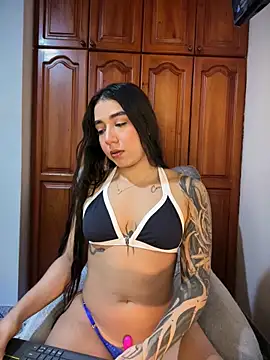 KaditaNavarro online show from May 2026 02:57:02 PM