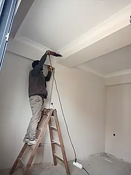 alex10alexx online show from April 2026 08:20:02 AM