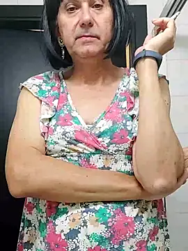 Emily de Carla online show from November 2025 06:42:02 PM