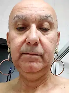 Emily de Carla online show from April 2026 06:47:02 AM