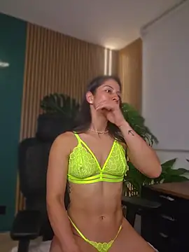 sarah rayy online show from July 2026 01:03:01 AM