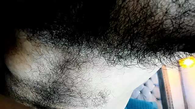 latinhotmuscle online show from November 2025 07:57:01 PM