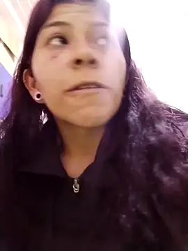 Raven Rouge  online show from January 2026 08:10:02 PM