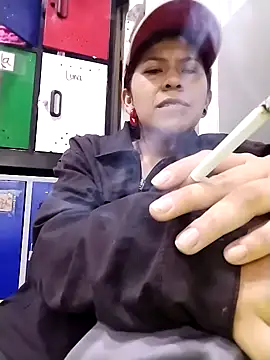 Raven Rouge  online show from February 2026 07:37:02 PM