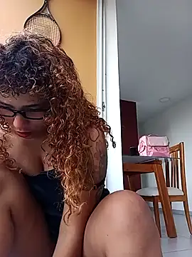 Vikyvoyeur online show from November 2025 04:40:01 PM