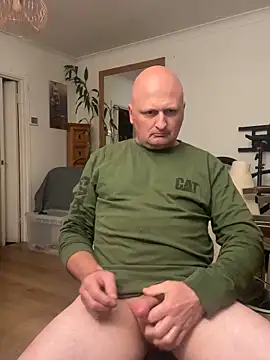 Attila120 online show from October 2025 10:42:02 PM