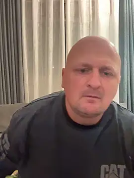 Attila120 online show from December 2025 07:10:01 PM