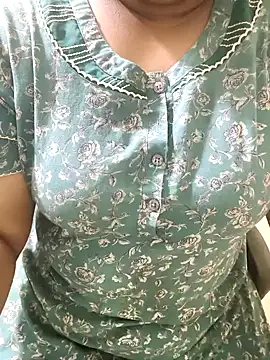 Snapshot of Tamil-rami chatting on October 2025 03:11:01 PM Tamil-rami online show from October 2025 03:11:01 PM