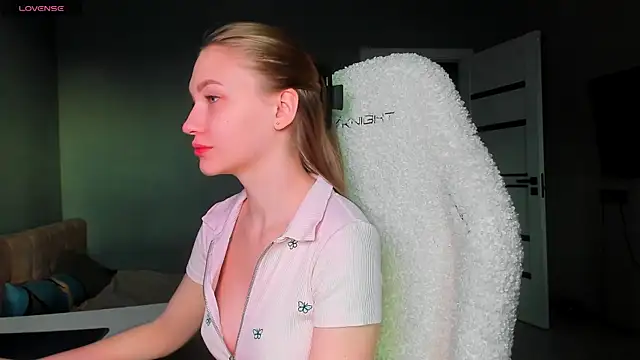 Ammi bliss online show from November 2025 03:23:02 AM