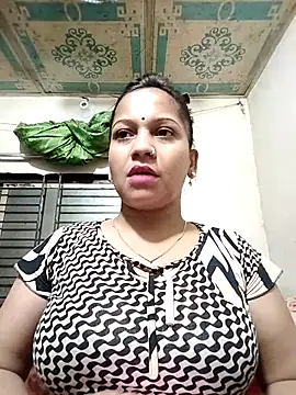 Snapshot of Payel_50 chatting on June 2026 04:31:02 PM Payel 50 online show from June 2026 04:31:02 PM
