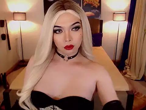 Snapshot of GiftedCockJam chatting on October 2025 02:15:01 AM GiftedCockJam online show from October 2025 02:15:01 AM