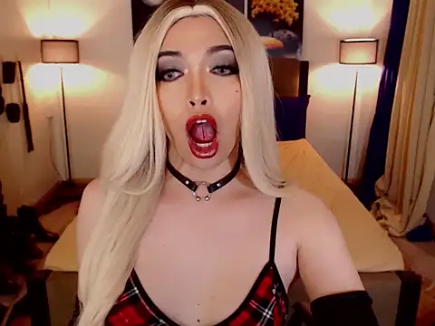 Snapshot of GiftedCockJam chatting on October 2025 02:24:01 AM GiftedCockJam online show from October 2025 02:24:01 AM