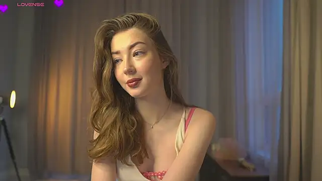 Snapshot of DeeannaBoera chatting on December 2025 04:17:01 AM DeeannaBoera online show from December 2025 04:17:01 AM