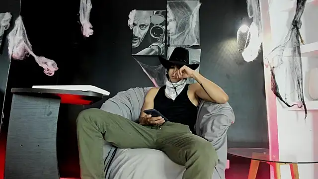 Snapshot of jett_savage chatting on October 2025 01:23:04 PM jett savage online show from October 2025 01:23:04 PM