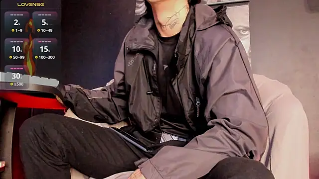 Snapshot of jett_savage chatting on November 2025 01:43:01 PM jett savage online show from November 2025 01:43:01 PM