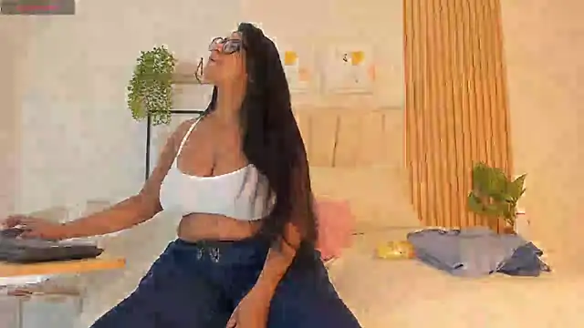  Miaa khalifa  online show from May 2026 12:13:02 PM