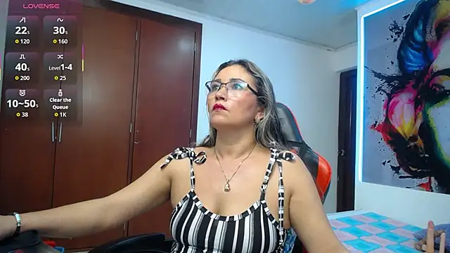 Snapshot of noelia_milf19 chatting on February 2026 03:27:01 AM noelia milf19 online show from February 2026 03:27:01 AM