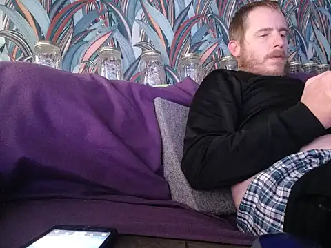 Snapshot of gaydavid chatting on November 2025 10:21:02 PM gaydavid online show from November 2025 10:21:02 PM