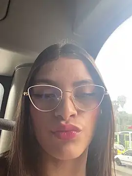 Snapshot of Hannacooper3 chatting on November 2025 06:17:01 PM Hannacooper3 online show from November 2025 06:17:01 PM