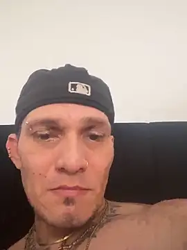 Dixonykaty online show from February 2026 02:16:02 PM