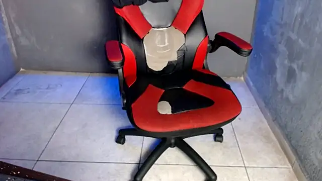 Codyknightt online show from September 2025 04:12:01 AM