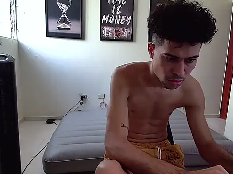 Snapshot of Dollarhot30 chatting on November 2025 07:48:02 PM Dollarhot30 online show from November 2025 07:48:02 PM