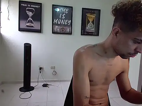 Dollarhot30 online show from February 2026 12:26:01 PM