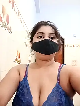 Snapshot of Hot-Soniya733 chatting on April 2026 11:33:01 AM Hot-Soniya733 online show from April 2026 11:33:01 AM