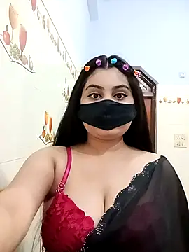 Snapshot of Hot-Soniya733 chatting on April 2026 06:27:01 PM Hot-Soniya733 online show from April 2026 06:27:01 PM