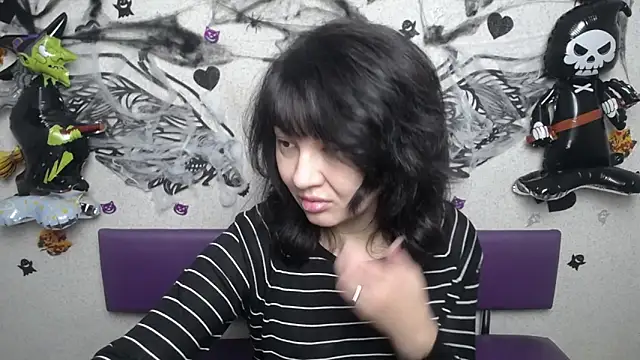 SelenaFly online show from October 2025 05:15:01 AM