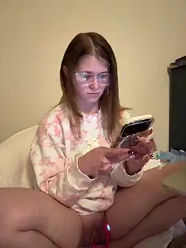 Snapshot of Riley_ray69 chatting on October 2025 08:53:02 PM Riley ray69 online show from October 2025 08:53:02 PM