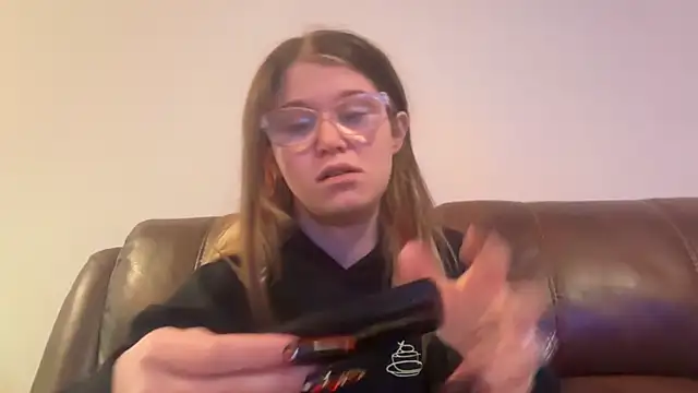 Snapshot of Riley_ray69 chatting on October 2025 04:09:02 PM Riley ray69 online show from October 2025 04:09:02 PM