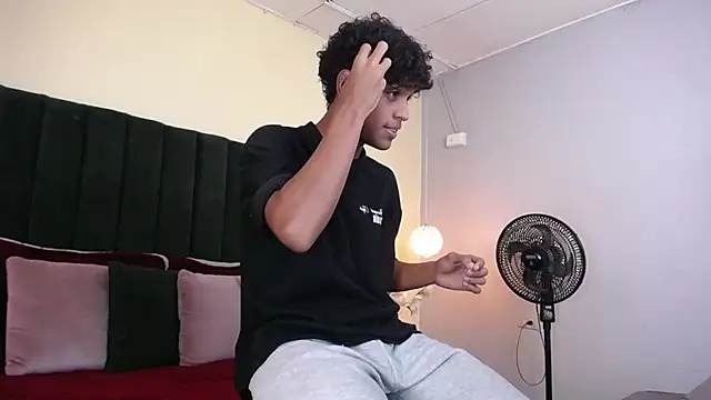 jhos padill online show from February 2026 01:38:02 PM