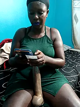 Snapshot of DarkQueen_94 chatting on October 2025 10:16:02 AM DarkQueen 94 online show from October 2025 10:16:02 AM