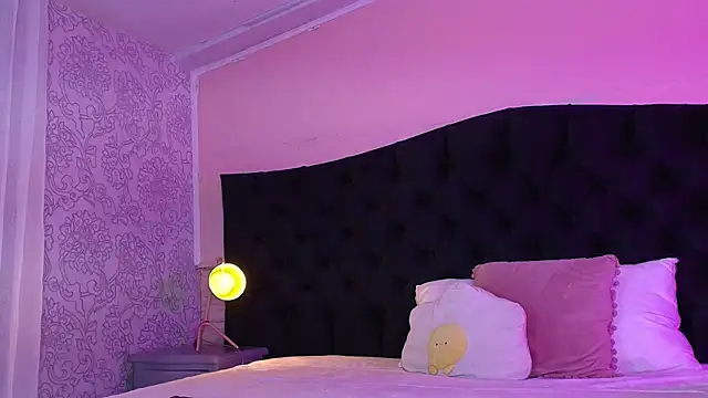 Hada Blue online show from March 2026 07:06:02 PM