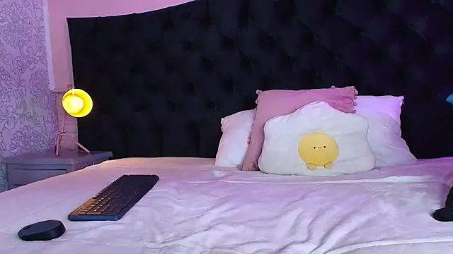 Hada Blue online show from March 2026 07:48:01 PM