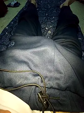 Snapshot of RaoufDz17cm chatting on October 2025 01:09:02 AM RaoufDz17cm online show from October 2025 01:09:02 AM