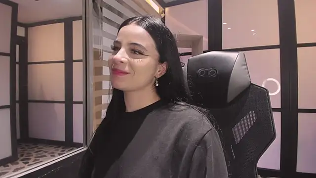 Snapshot of ChannelWhite_ chatting on September 2025 11:39:02 PM ChannelWhite online show from September 2025 11:39:02 PM