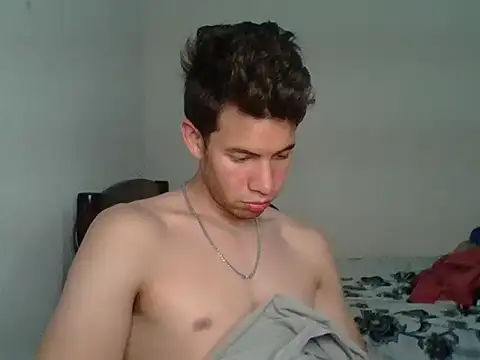 Snapshot of Maxtaylor18 chatting on March 2026 03:56:01 AM Maxtaylor18 online show from March 2026 03:56:01 AM