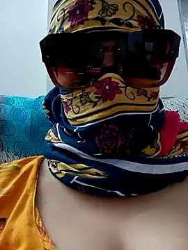 Snapshot of roshni19 chatting on October 2025 11:30:01 AM roshni19 online show from October 2025 11:30:01 AM