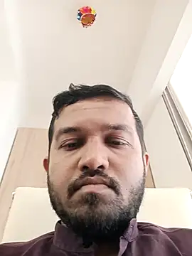 Snapshot of VJ17 chatting on October 2025 05:00:02 AM VJ17 online show from October 2025 05:00:02 AM