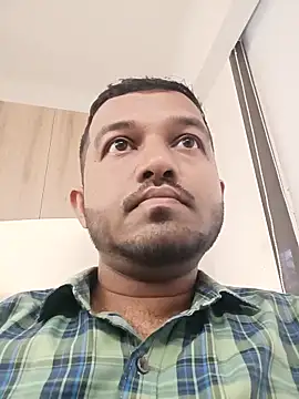 Snapshot of VJ17 chatting on October 2025 04:36:01 AM VJ17 online show from October 2025 04:36:01 AM