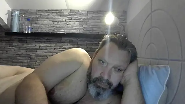 Snapshot of BigMan738@xh chatting on June 2026 10:40:02 PM BigMan738xh online show from June 2026 10:40:02 PM