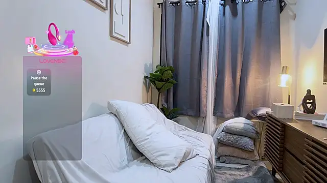 penny coco online show from October 2025 09:05:02 PM